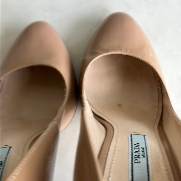 Prada round toe pumps -patent leather- nude - 37.5 / 7.5 US - Picture 6 of 10